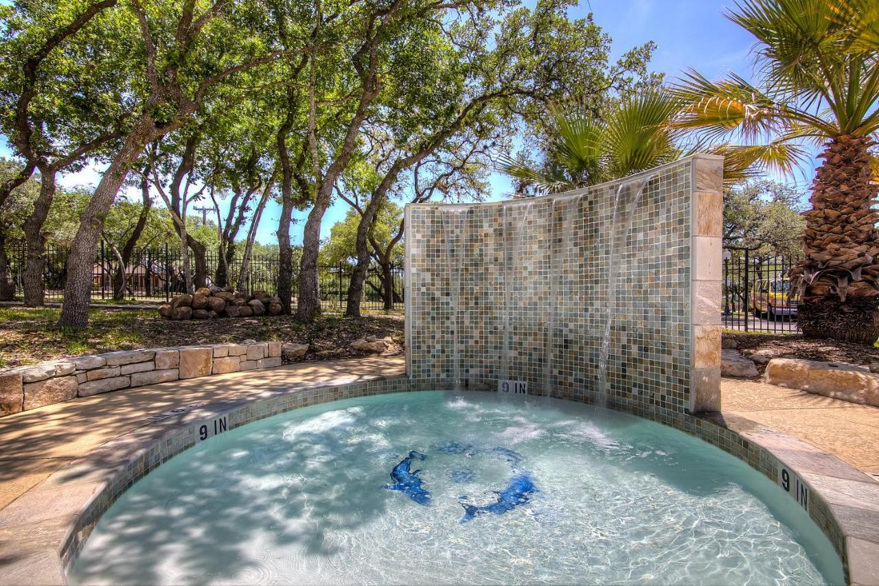 Sun Retreats San Antonio West Hotel Live Oak Exterior photo